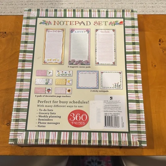 Susan Branch Notepad Set with Floral Designs - Picture 3 of 3